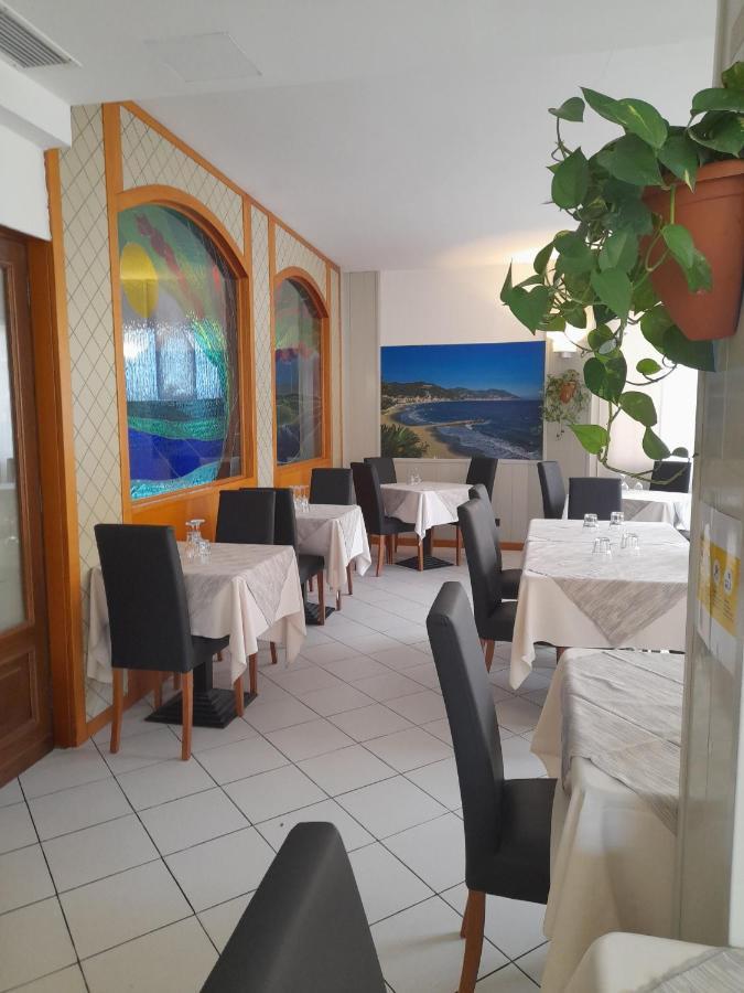Hotel Gilda Laigueglia Extérieur photo
